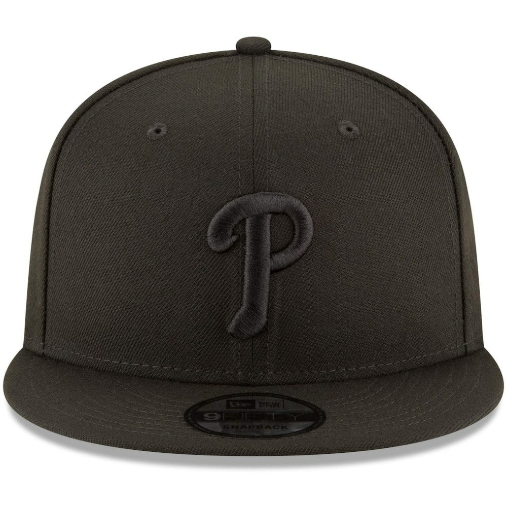 Philadelphia Phillies New Era Black on Black 9FIFTY Team Snapback Adjustable Hat | MLB Discount