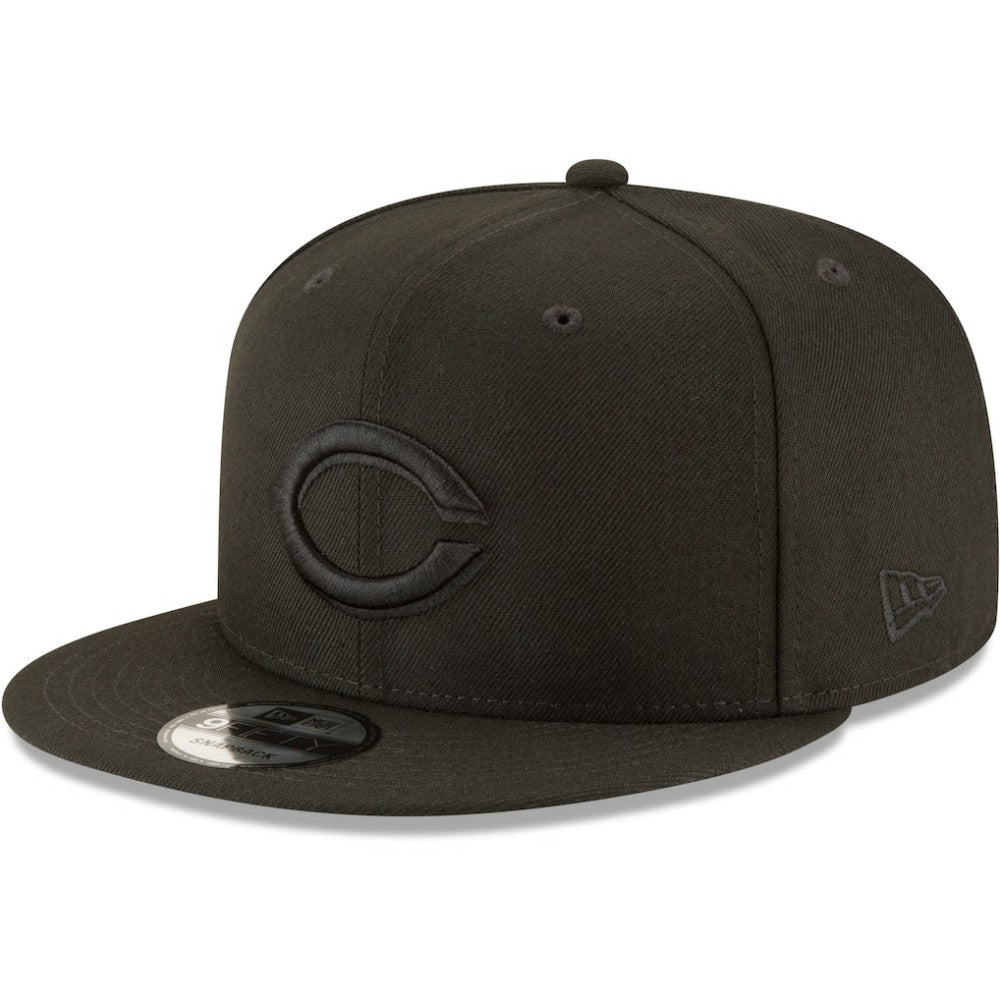 Cincinnati Reds New Era Black on Black 9FIFTY Team Snapback Adjustable Hat | MLB Discount