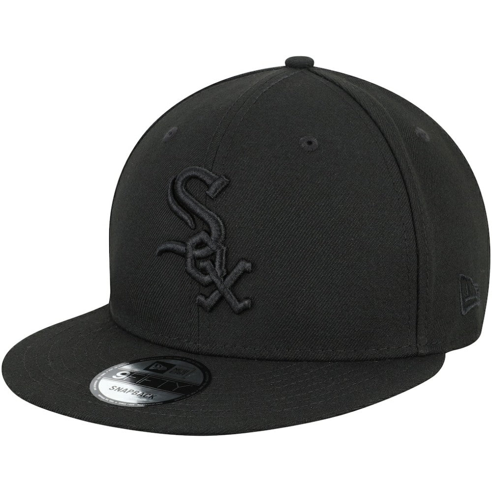 Chicago White Sox New Era Black on Black 9FIFTY Team Snapback Adjustable Hat | MLB Online