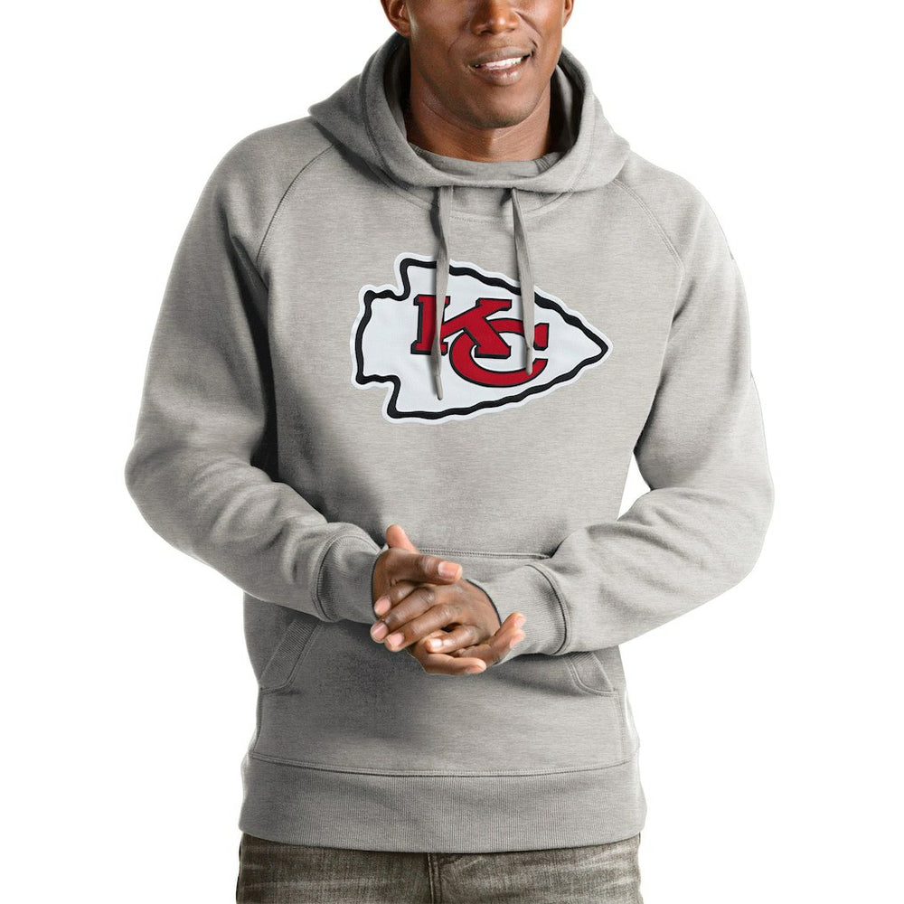 Kansas City Chiefs  Antigua Victory Pullover Hoodie