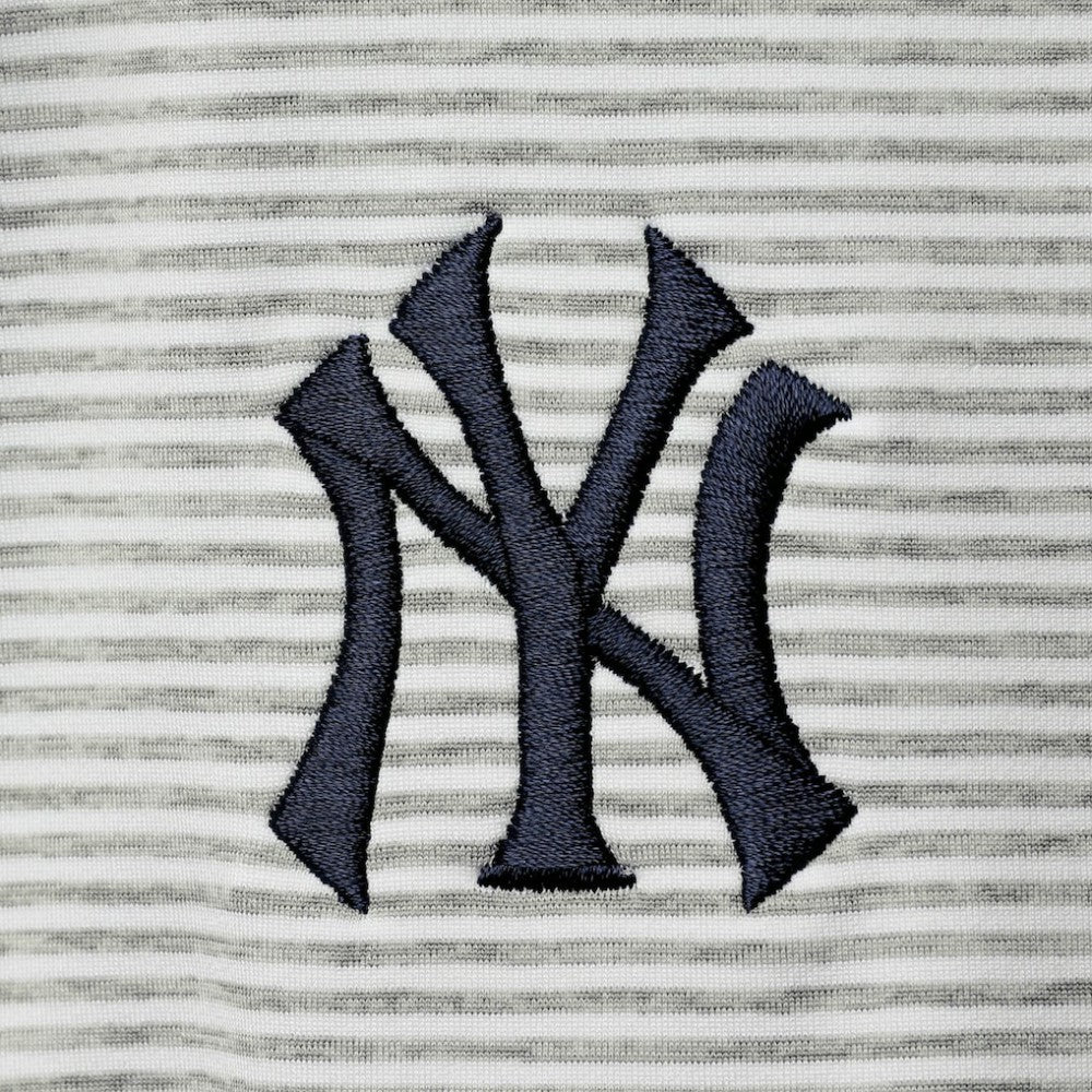 New York Yankees Vineyard Vines Women's Stripe Sankaty Half-Zip Pullover Top | MLB Discount