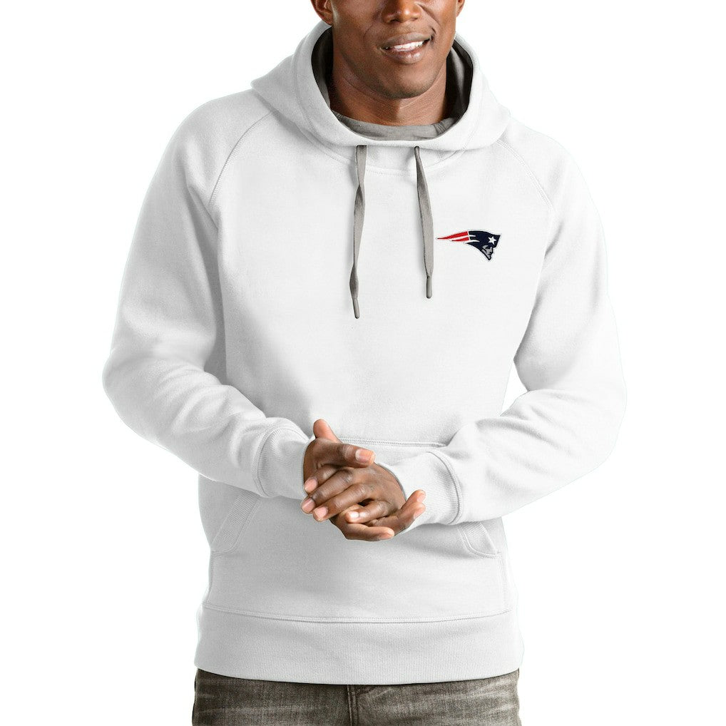 New England Patriots  Antigua Logo Victory Pullover Hoodie