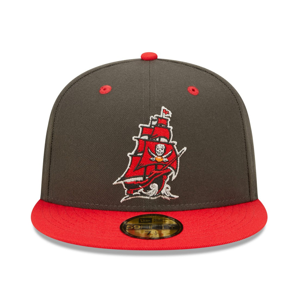 Tampa Bay Buccaneers New Era Flipside 2Tone 59FIFTY Fitted Hat