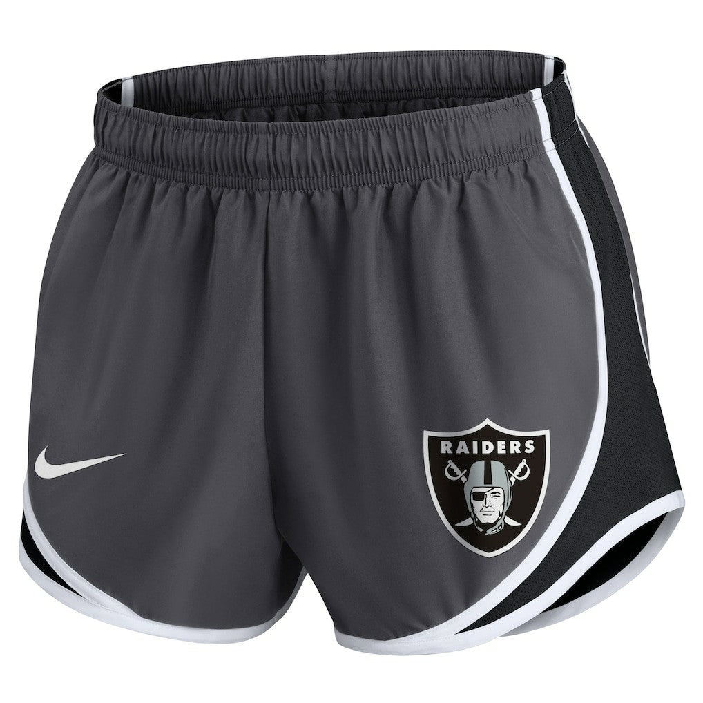 Las Vegas Raiders Nike Women's Plus Size Logo Performance Tempo Shorts
