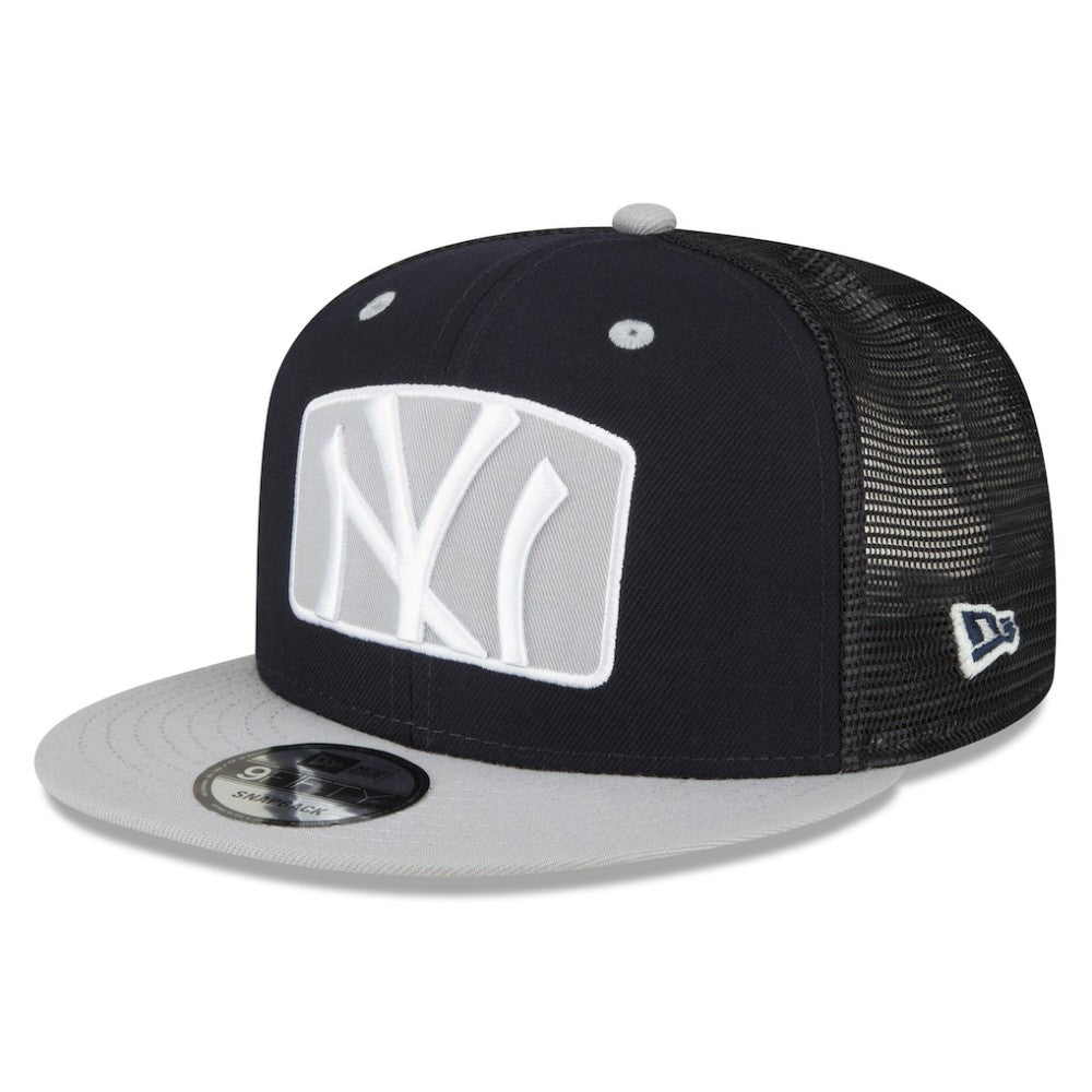 New York Yankees New Era Logo Zoom Trucker 9FIFTY Snapback Hat | MLB New