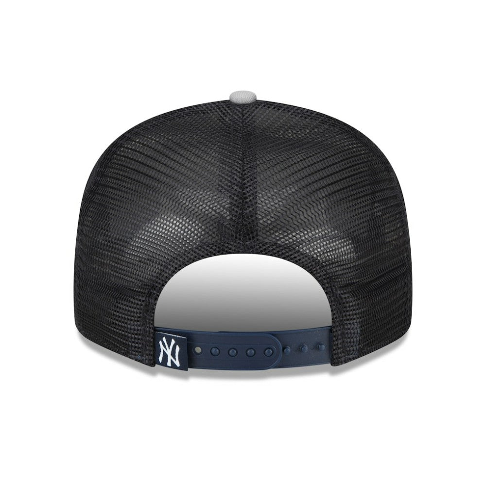 New York Yankees New Era Logo Zoom Trucker 9FIFTY Snapback Hat | MLB New