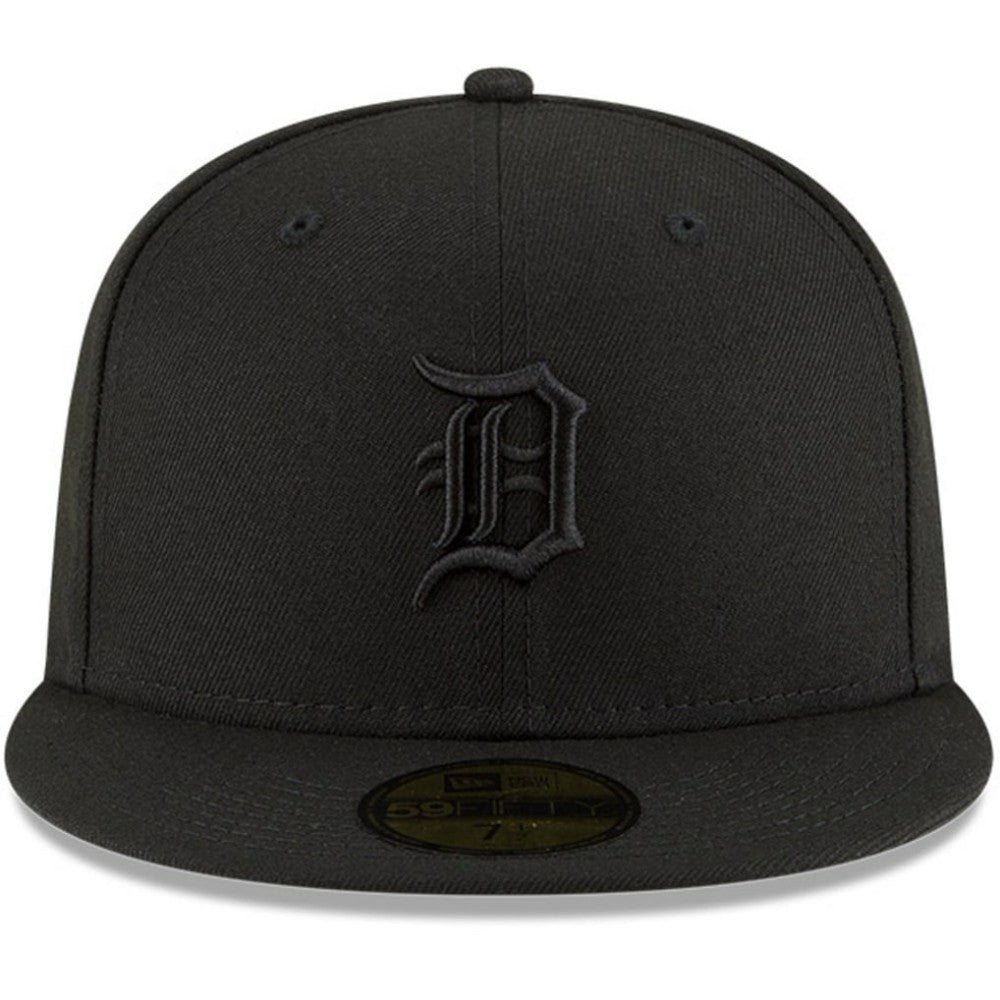Detroit Tigers New Era Black on Black 59FIFTY Fitted Hat | MLB Outlet