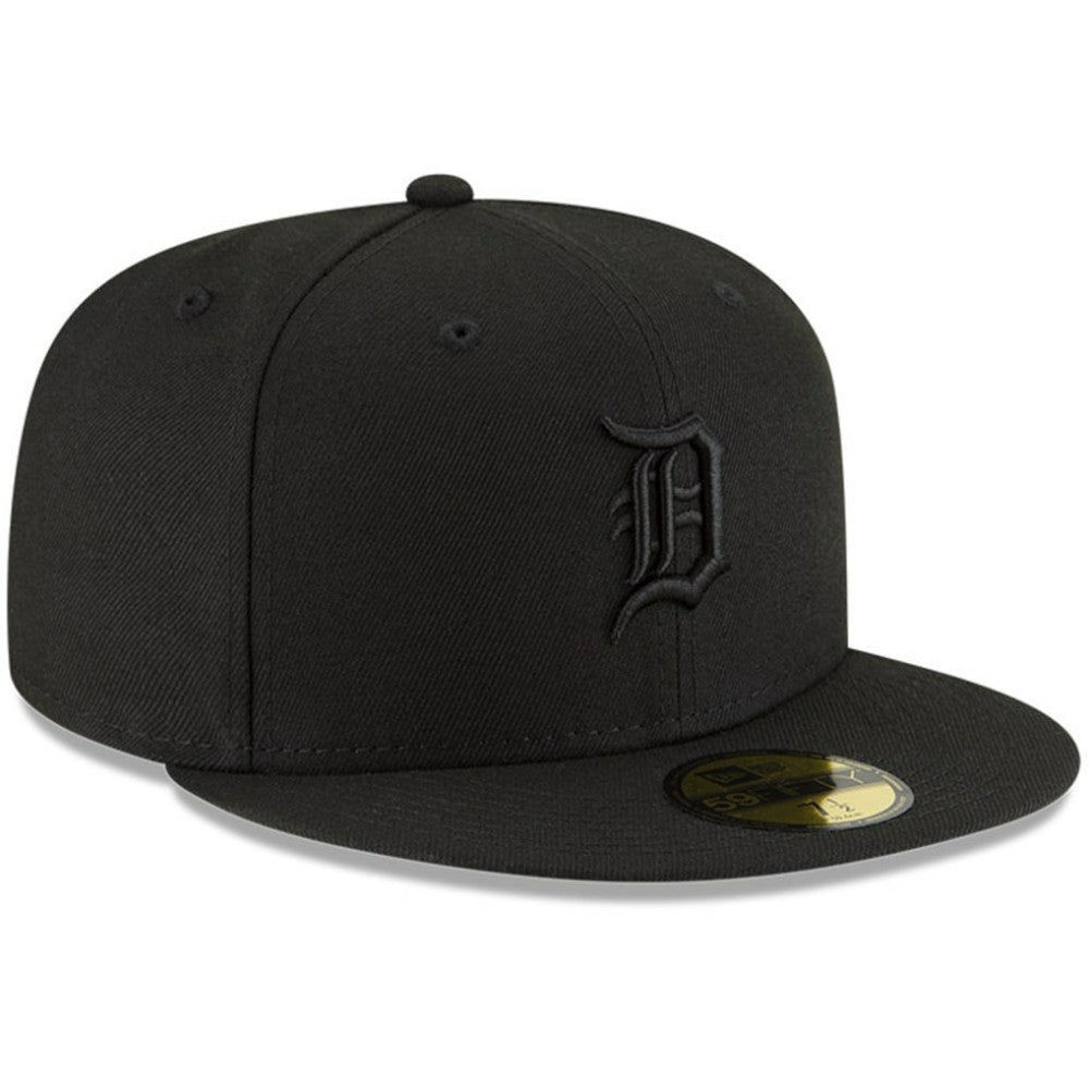 Detroit Tigers New Era Black on Black 59FIFTY Fitted Hat | MLB Outlet