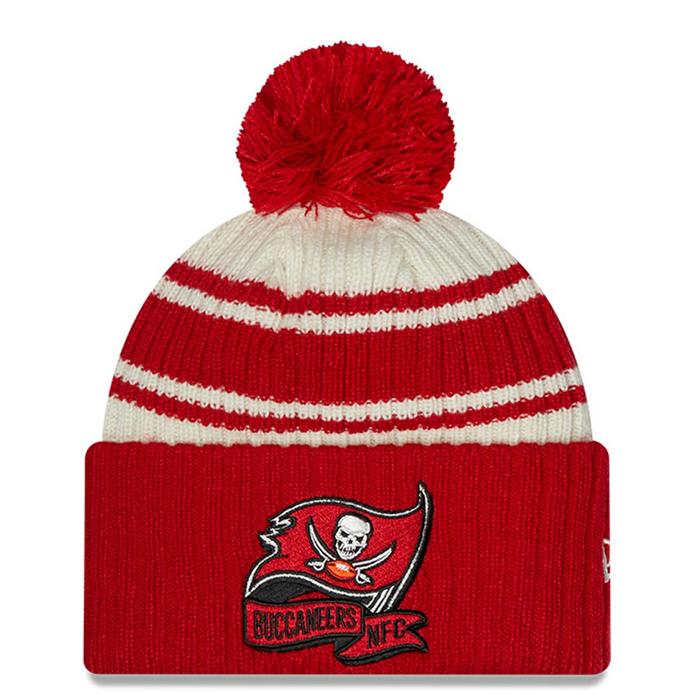 Tampa Bay Buccaneers New Era 2022 Sideline Sport Cuffed Pom Knit Hat