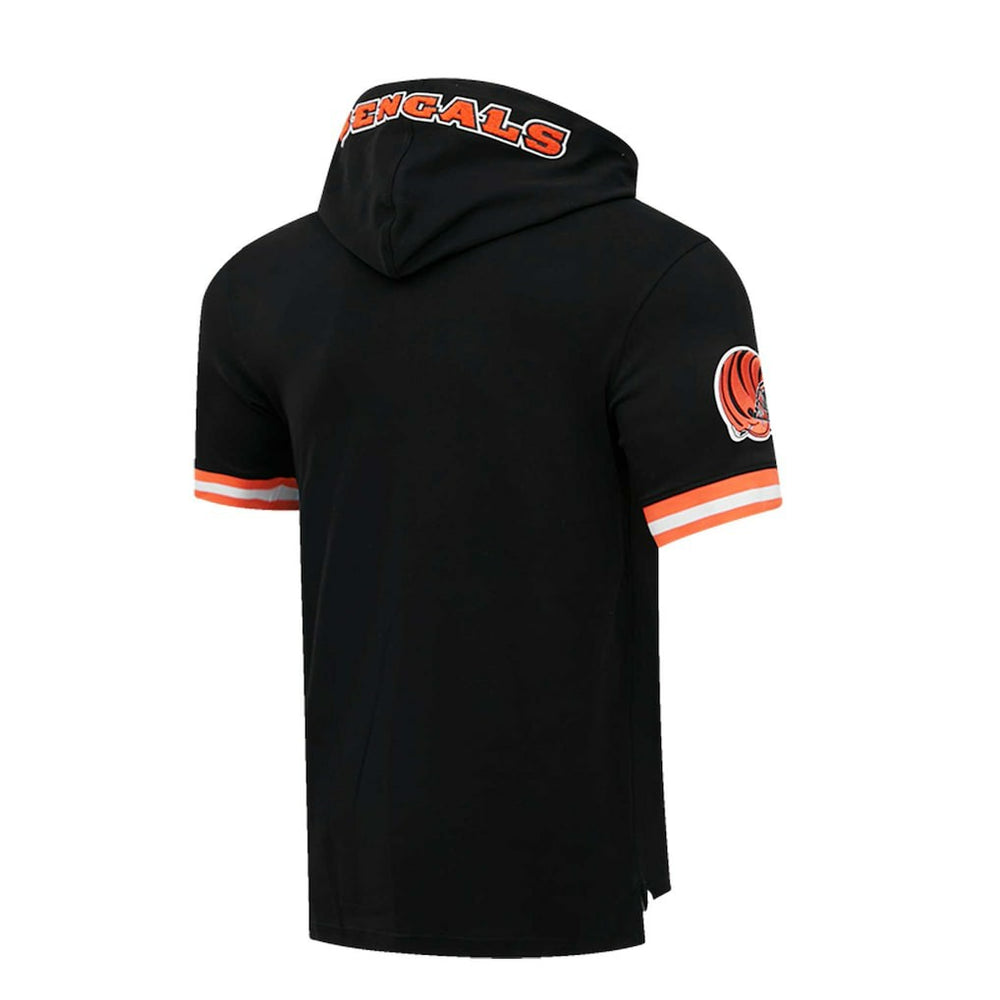 Cincinnati Bengals  Ja'Marr Chase  Pro Standard Player Name & Number Hoodie T-Shirt