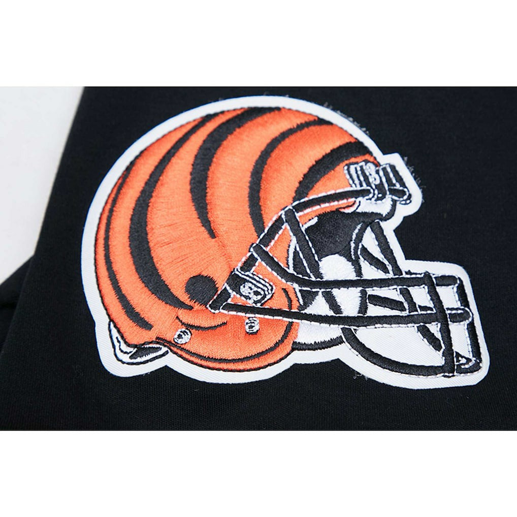 Cincinnati Bengals  Ja'Marr Chase  Pro Standard Player Name & Number Hoodie T-Shirt