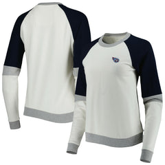 Tennessee Titans  Antigua Women's Avenue Raglan Pullover Sweatshirt