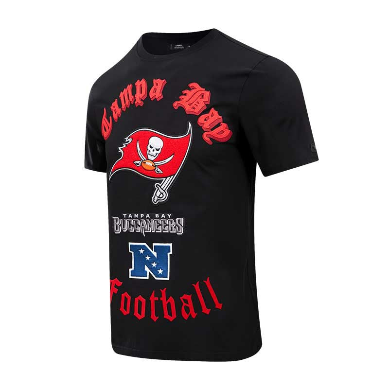 Tampa Bay Buccaneers  Pro Standard Old English T-Shirt