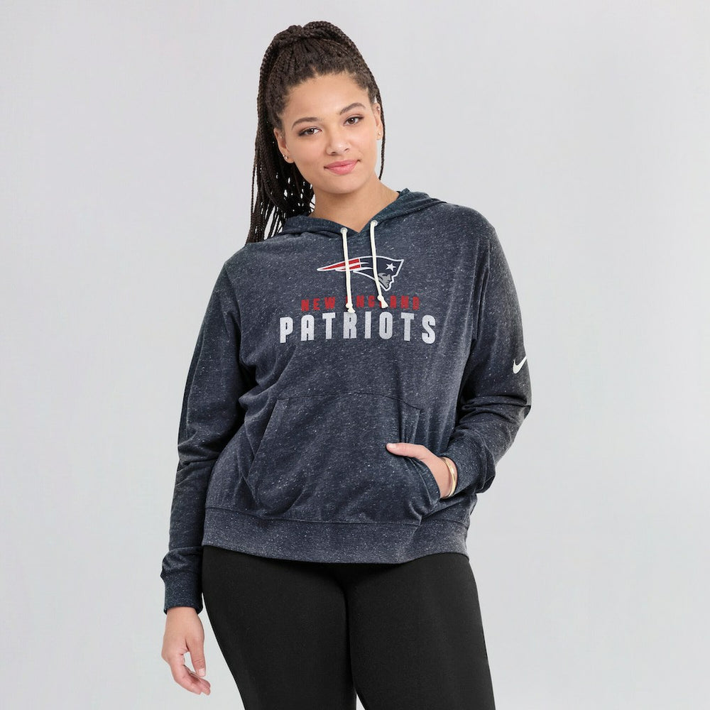 New England Patriots Nike Women's Plus Size Gym Vintage Pullover Hoodie