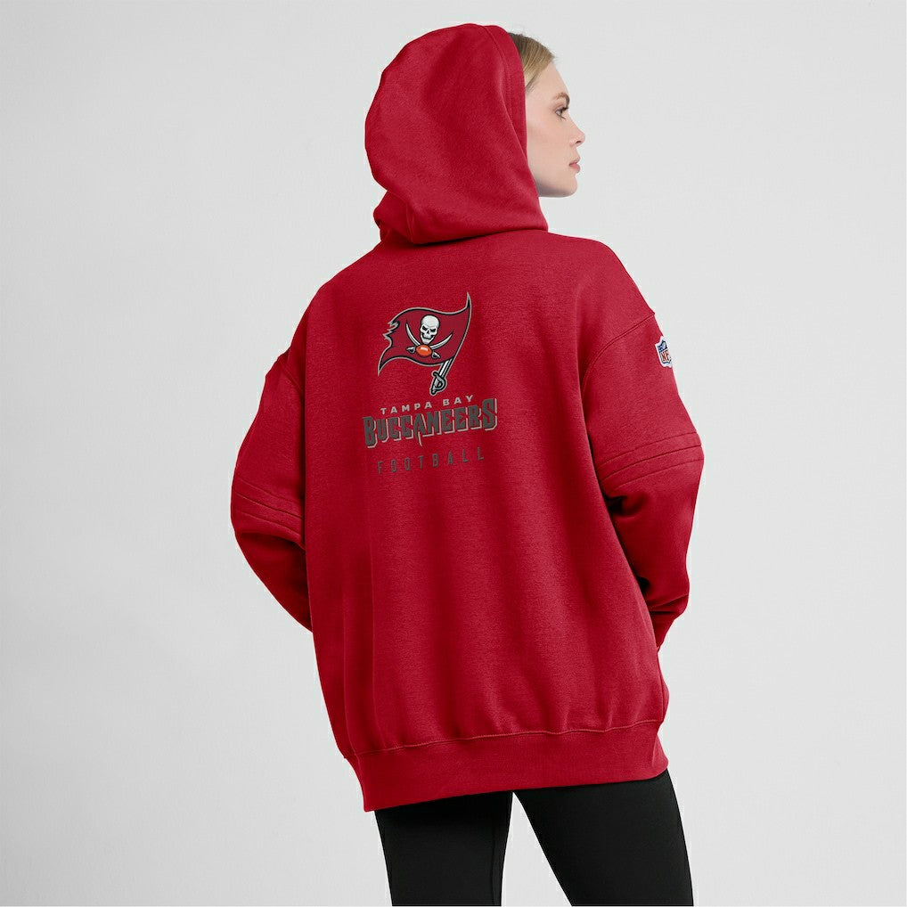 Tampa Bay Buccaneers Nike Women's 2023 Sideline Club Fleece Pullover Hoodie