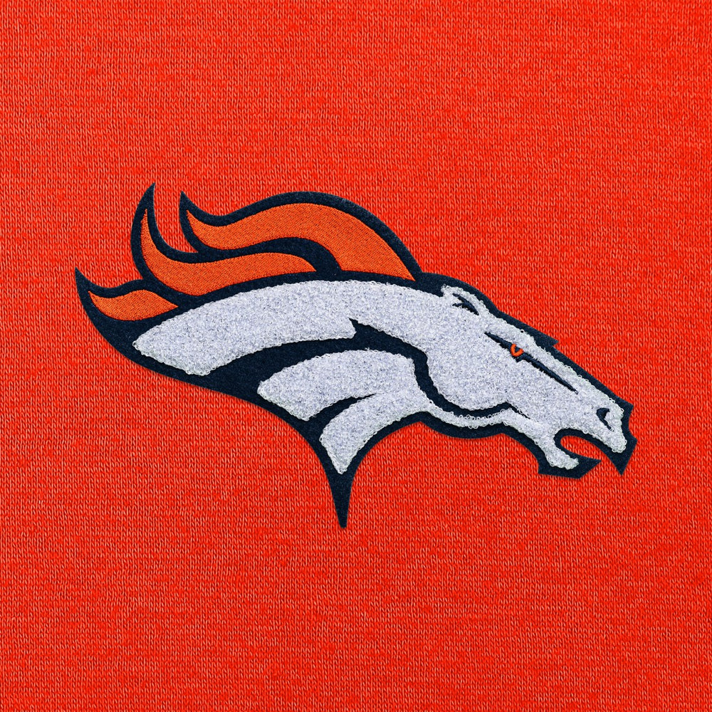 Denver Broncos  Antigua Victory Chenille Pullover Hoodie