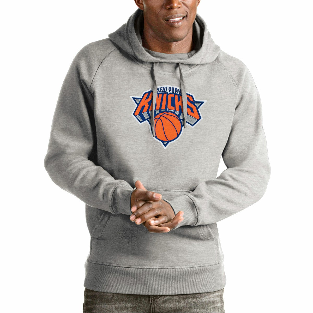 New York Knicks Antigua Team Logo Victory Pullover Hoodie For Sale