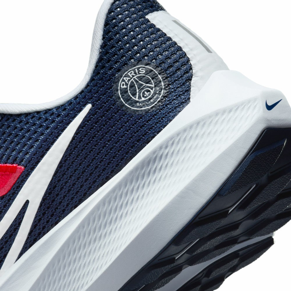 Paris Saint-Germain Unisex Pegasus 40 Road Running Shoe Black - Nike