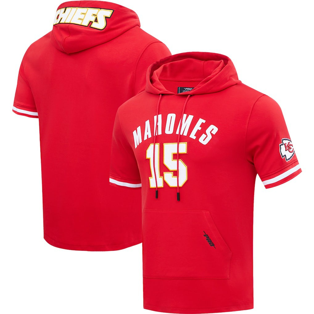 Kansas City Chiefs  Patrick Mahomes  Pro Standard Player Name & Number Hoodie T-Shirt
