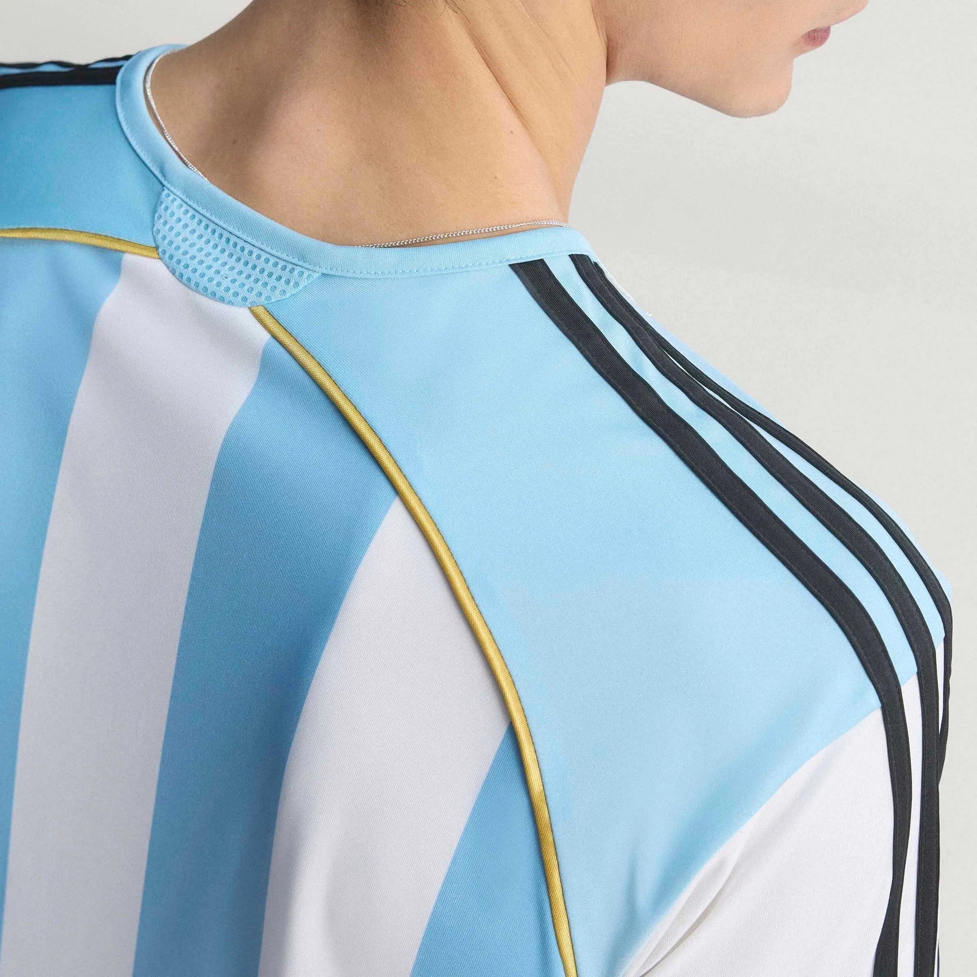 2006 Argentina Men's Retro Stadium Home Soccer Jersey White / Clear Blue - Adidas