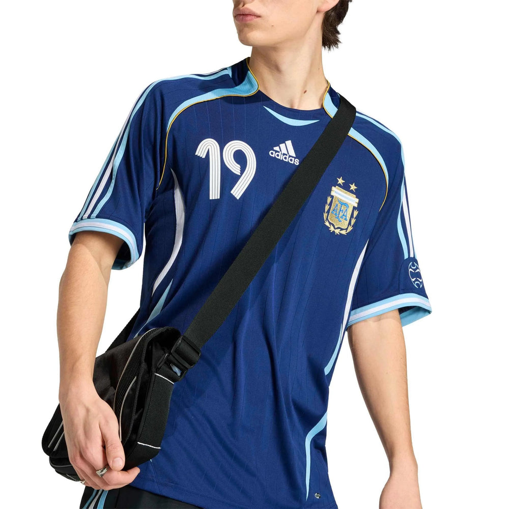 2006 Argentina Men's Retro Stadium Away Messi #19 Soccer Jersey Dark Blue - Adidas