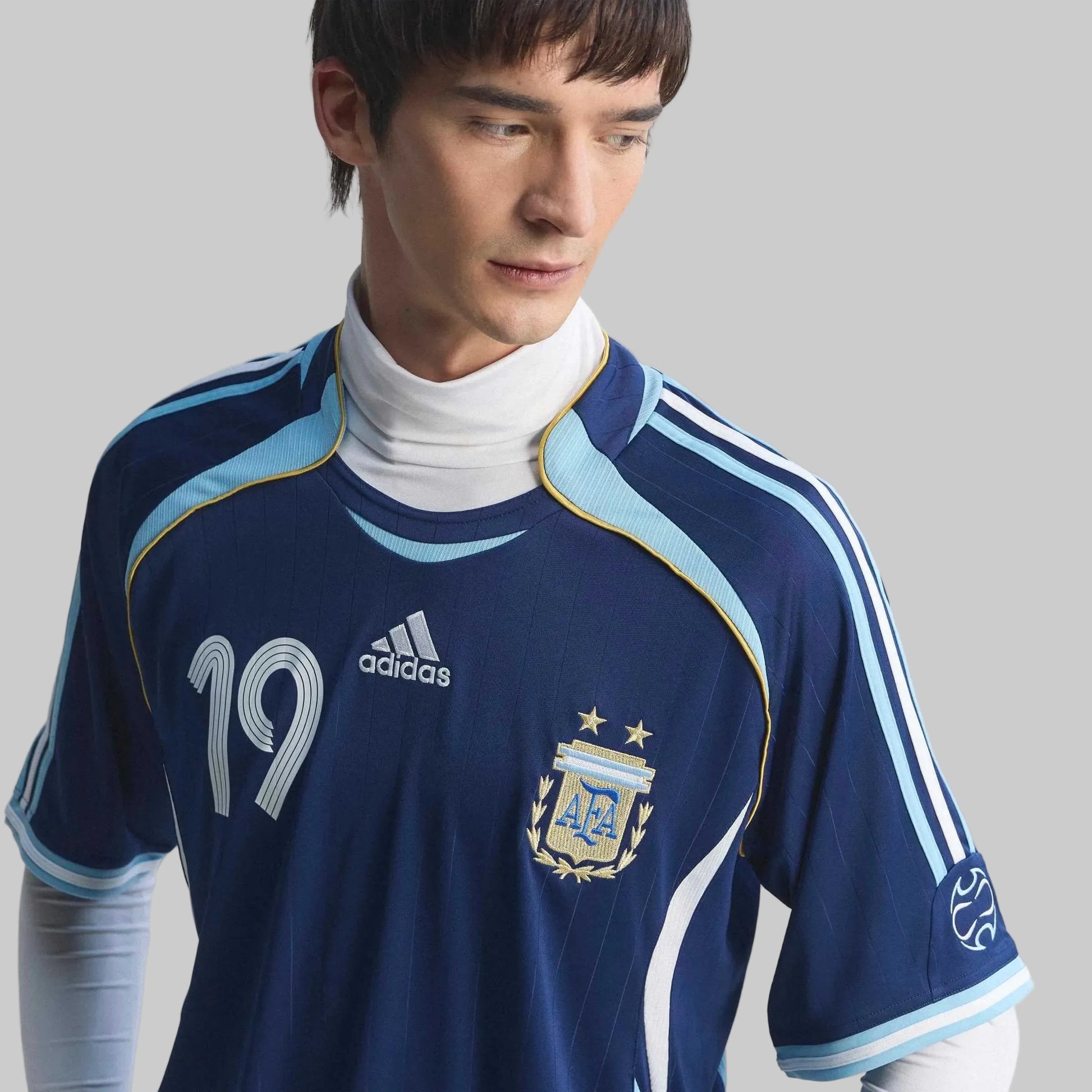 2006 Argentina Men's Retro Stadium Away Messi #19 Soccer Jersey Dark Blue - Adidas