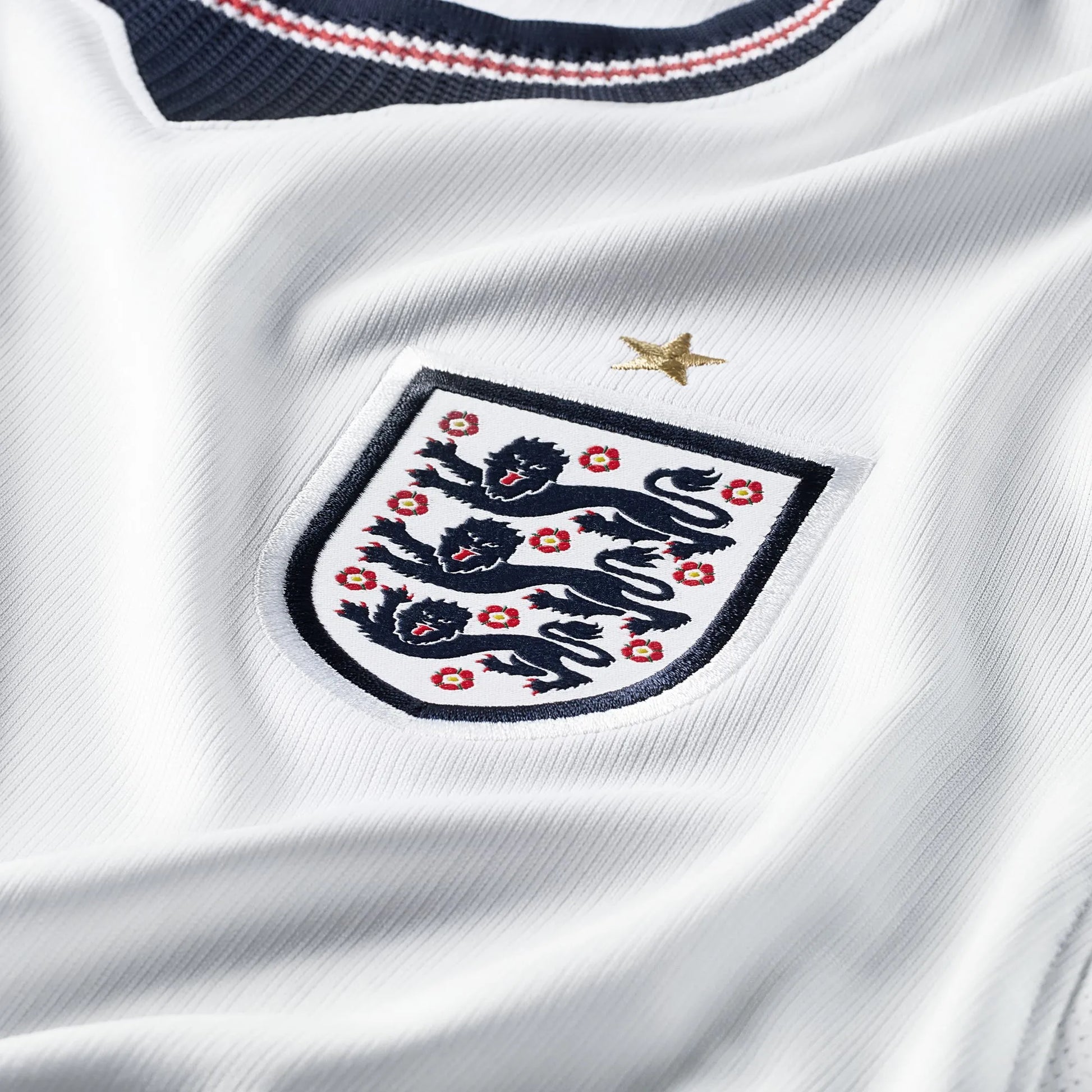 2026-27 England Women's Stadium Home Soccer Jersey White/Speed Red/Obsidian/Obsidian - Nike