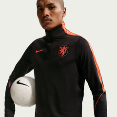 2026-27 Netherlands Men's Strike Drill Top Black/Hyper Crimson/Hyper Crimson - Nike