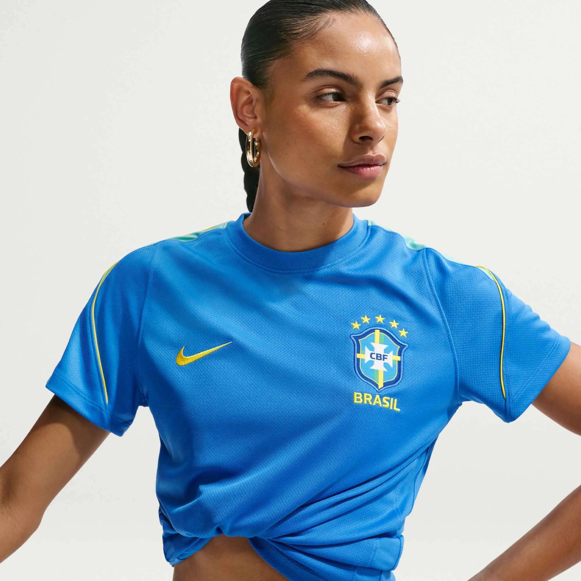2026-27 Brazil Women's Strike Top Lt Photo Blue/Light Menta/Midwest Gold - Nike