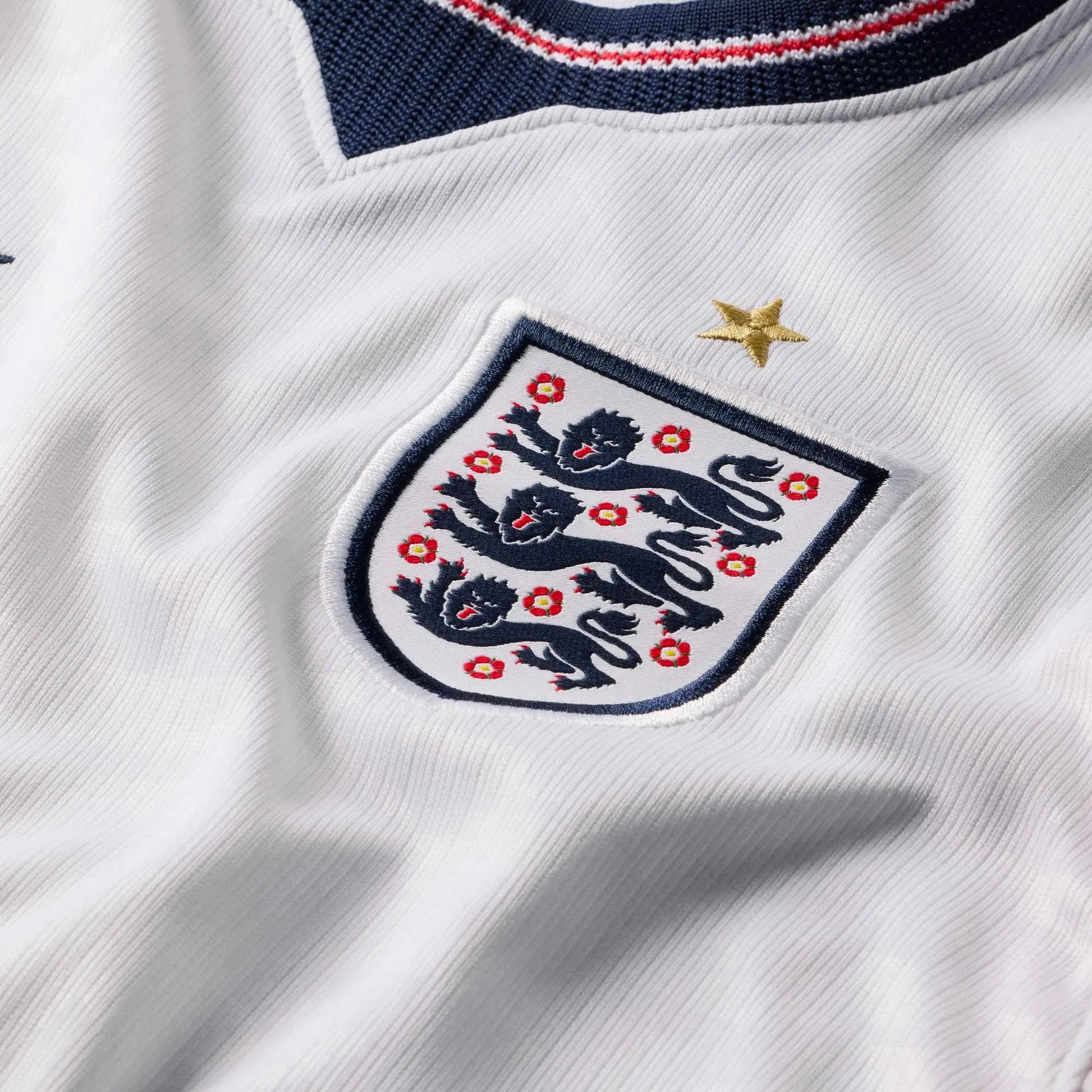2026-27 England Youth Stadium Home Soccer Jersey White/Speed Red/Obsidian/Obsidian - Nike