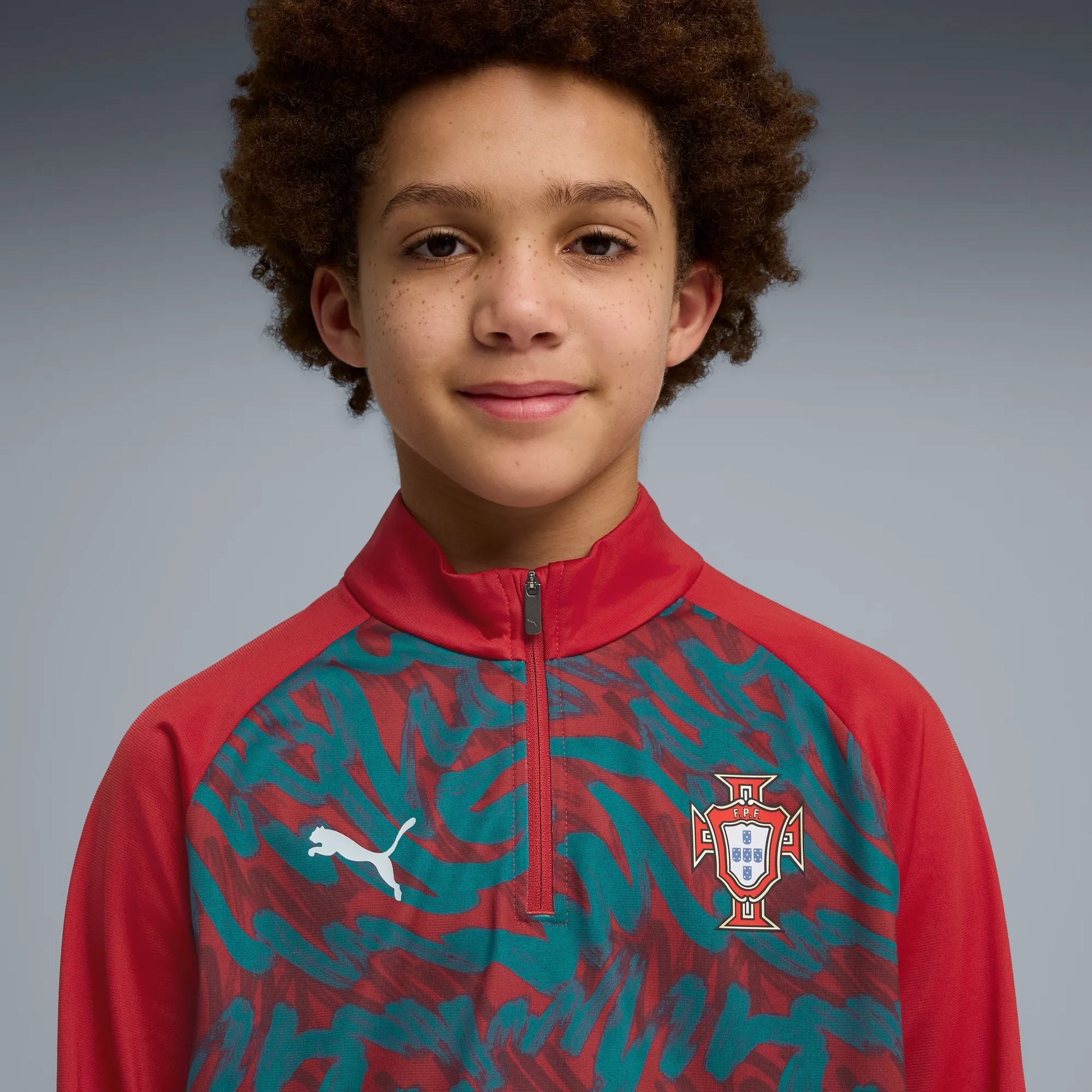 2026-27 Portugal Youth 1/4 Zip Pre-Match Top Club Red-Green Lagoon - Puma